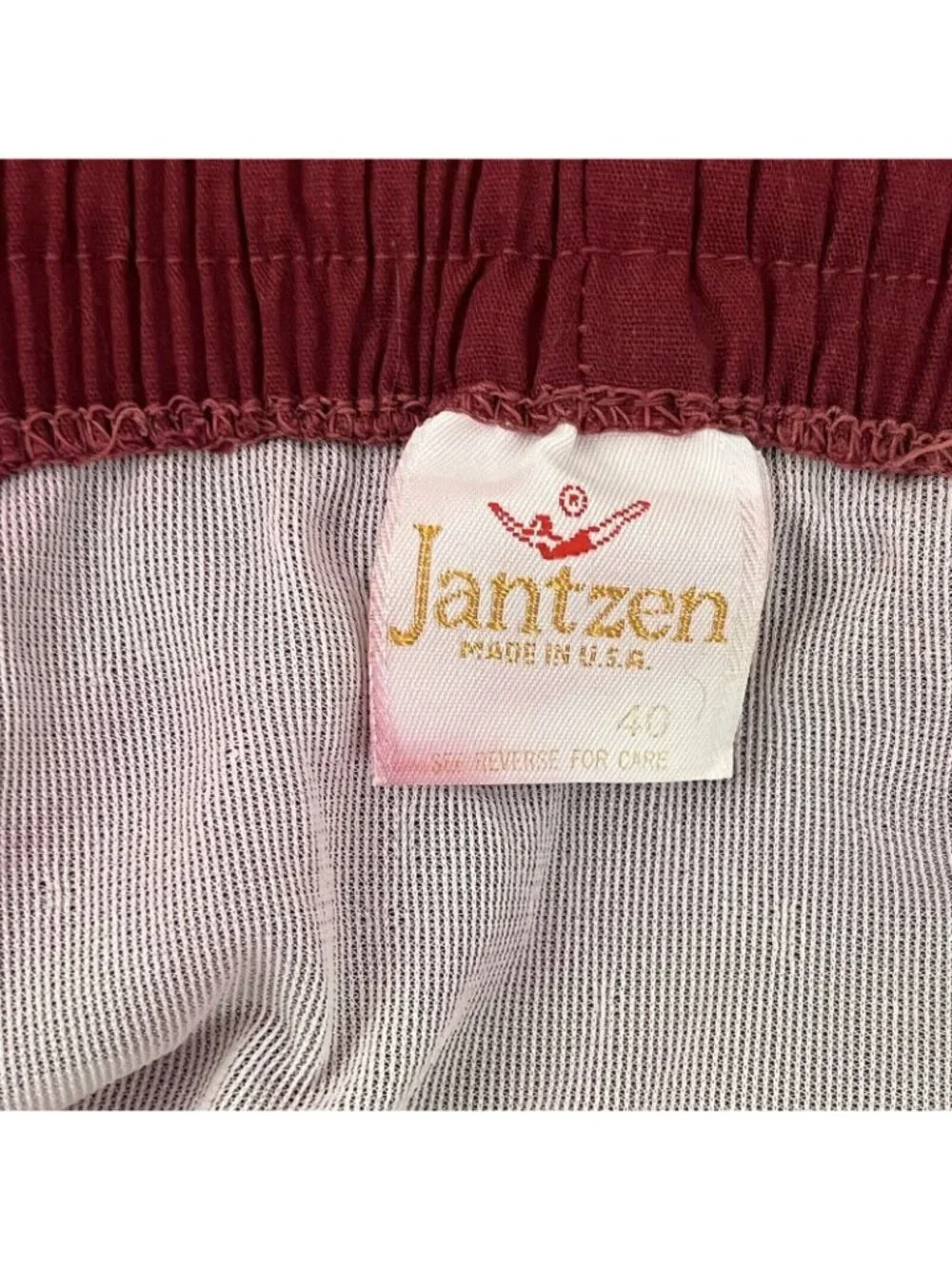 Vintage JANTZEN Swim Trunks Men's 40 Red Lined Shorts Elastic Waist Metal Clasp